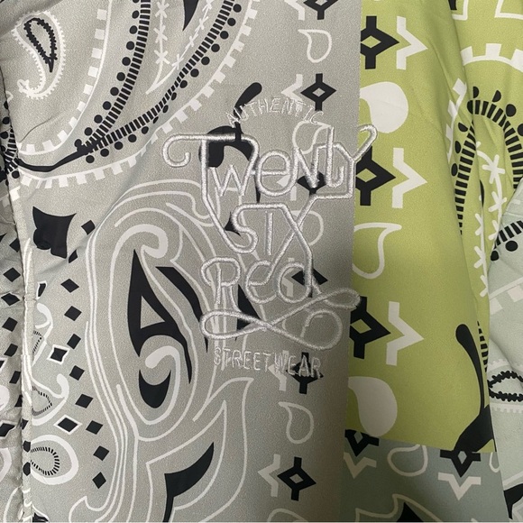 Paisley Print Oversized Puffer Jacket Streetwear Nwot Size XL - Picture 11 of 14